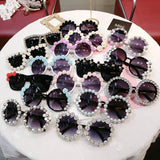 18 design Summer Sunglasses Women Sweet Flower with Rhinestone Round Sun glasses Vintage Retro Glasses For Beach Ladies Shades