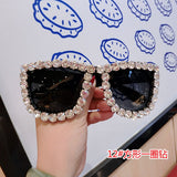 18 design Summer Sunglasses Women Sweet Flower with Rhinestone Round Sun glasses Vintage Retro Glasses For Beach Ladies Shades