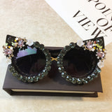 Brand Design Handmade Rhinestone Cat Eye Sunglasses Fashion Glasses Women Flower with Pearl Round Vintage Sunglasses Beach Party