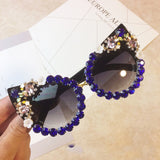 Brand Design Handmade Rhinestone Cat Eye Sunglasses Fashion Glasses Women Flower with Pearl Round Vintage Sunglasses Beach Party